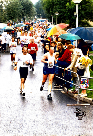 Henk Schoemaker - Twente marathon 1998 - halve marathon van Enschede
